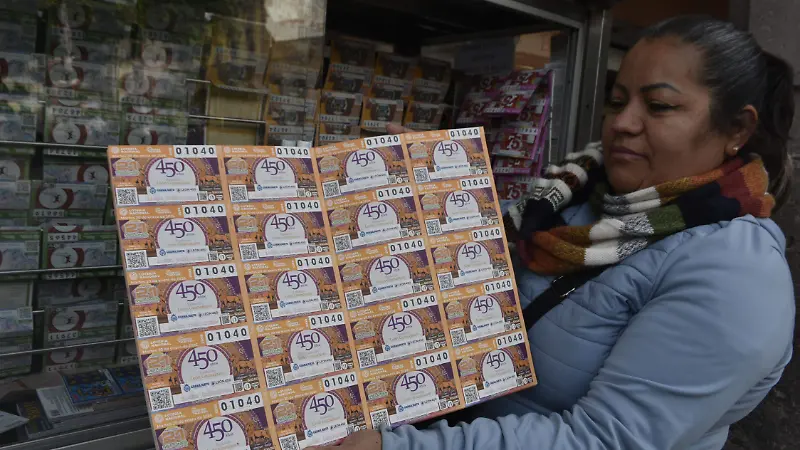 Lotería Nacional lanza billete conmemorativo por el 450 aniversario de León